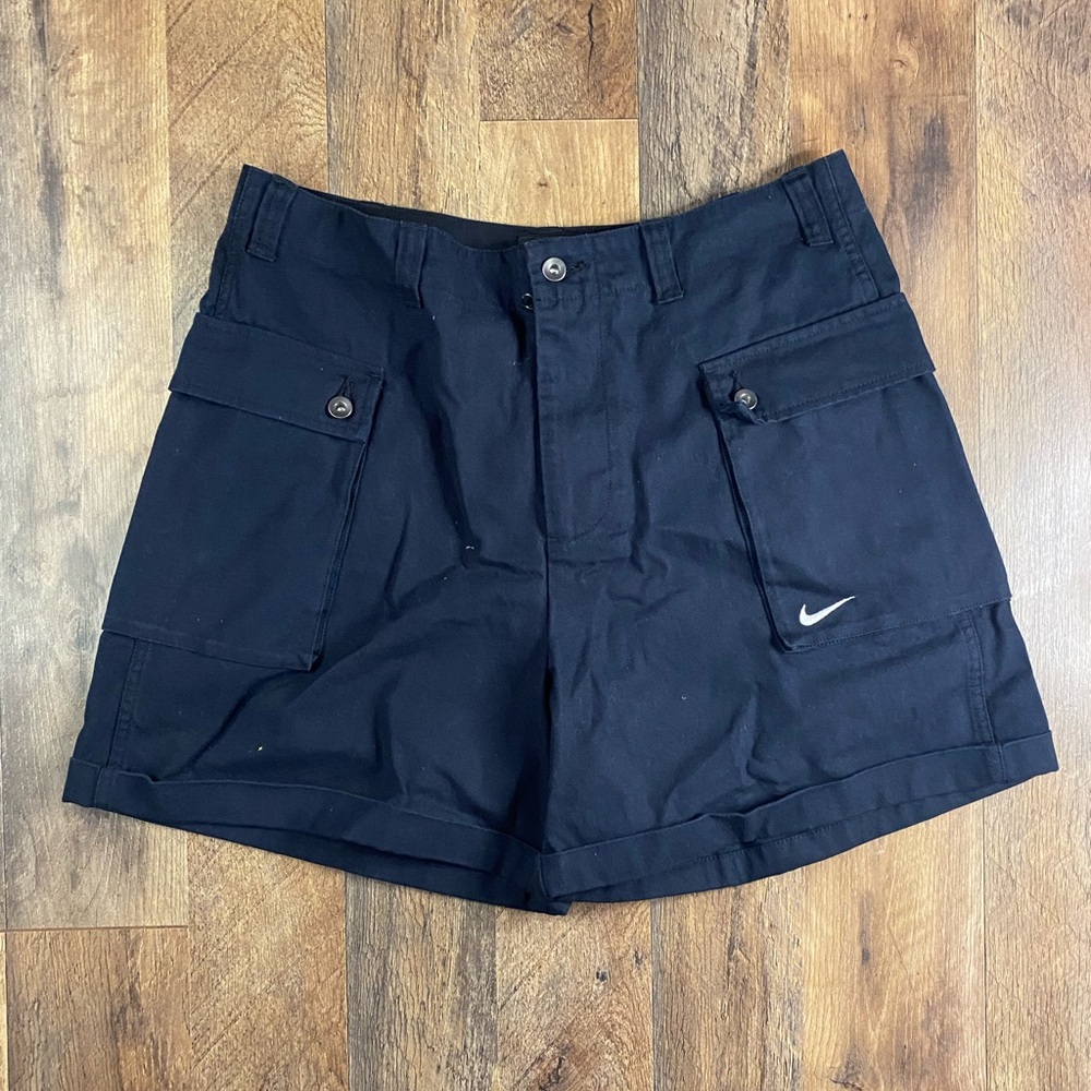 Nike Women's Black Cargo Shorts - Picture 1 of 5